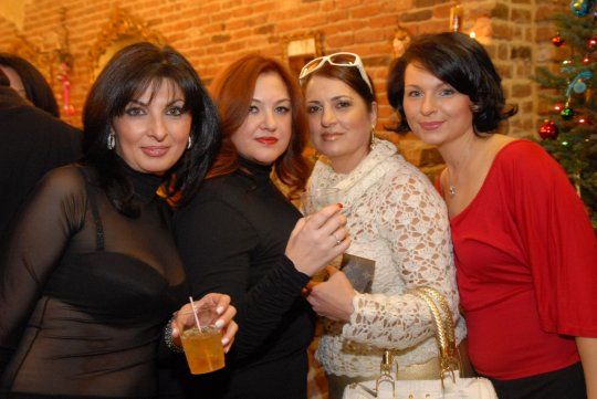 Party at Delacqua [34]