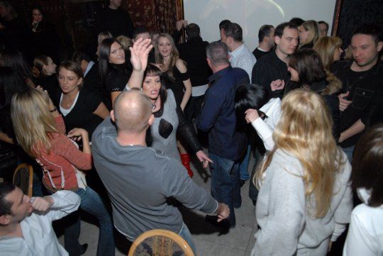 Party at Cats Cafe [09]