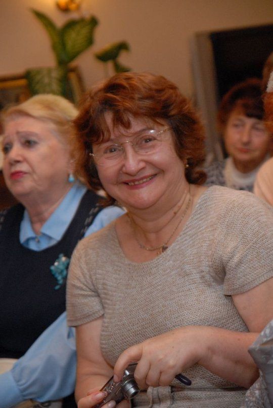 Aida Vedischeva 06