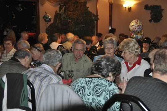 2010-04-members-009