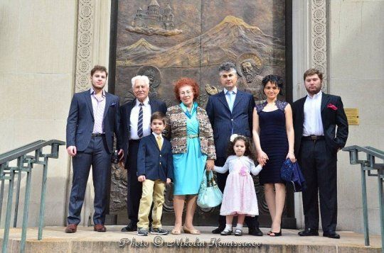 AAA001-vi