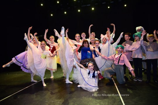 BALLET0012-vi