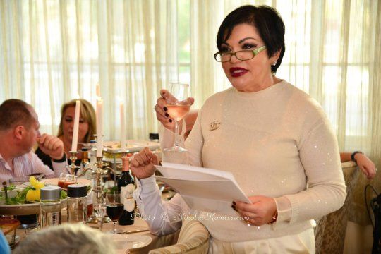 AAZ0145-vi
