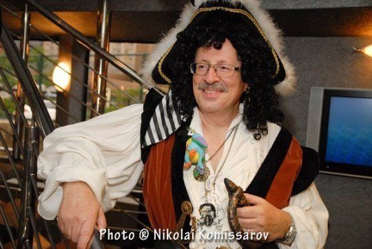 PIRATE144-vi