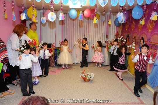 KIDZ073-vi