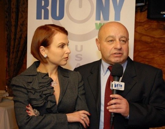 RUNY00-vi