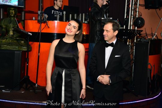 SHARON0267-vi