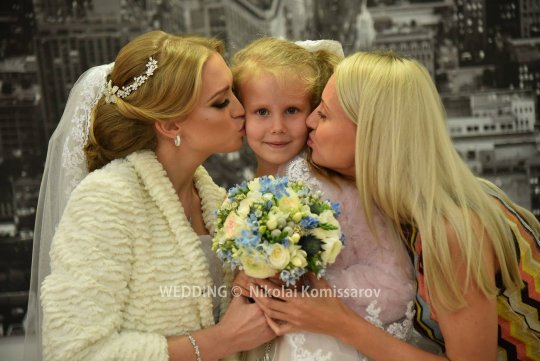WEDD0223-vi