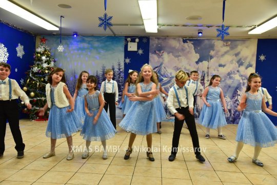 XMAS0018-vi