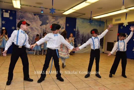 XMAS0275-vi